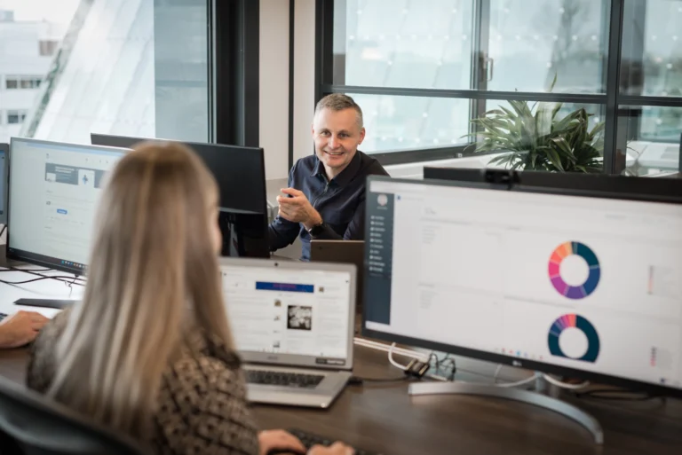 collega's in gesprek